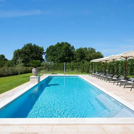 An Elegant Countryside In Kanfanar Villa Ladici